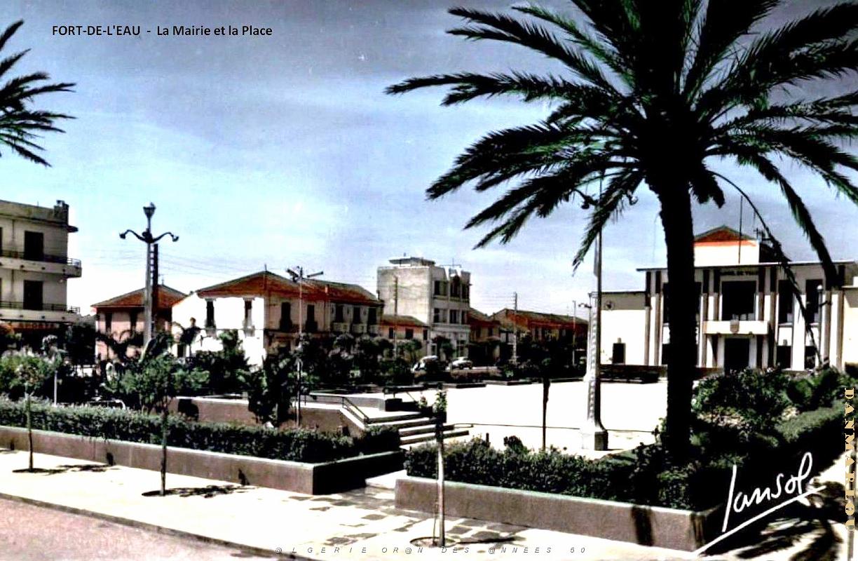 Fort-de-L'eau - Hotel de Ville.jpg